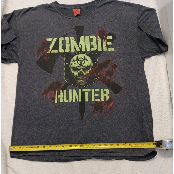 Zombie Hunter T-shirt Sz XL Dark Gray Skull Scary Short Sleeve Lime Green Letter - Picture 12 of 12